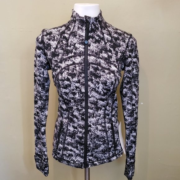 lululemon athletica Jackets & Blazers - Lululemon 'Define' Jacket